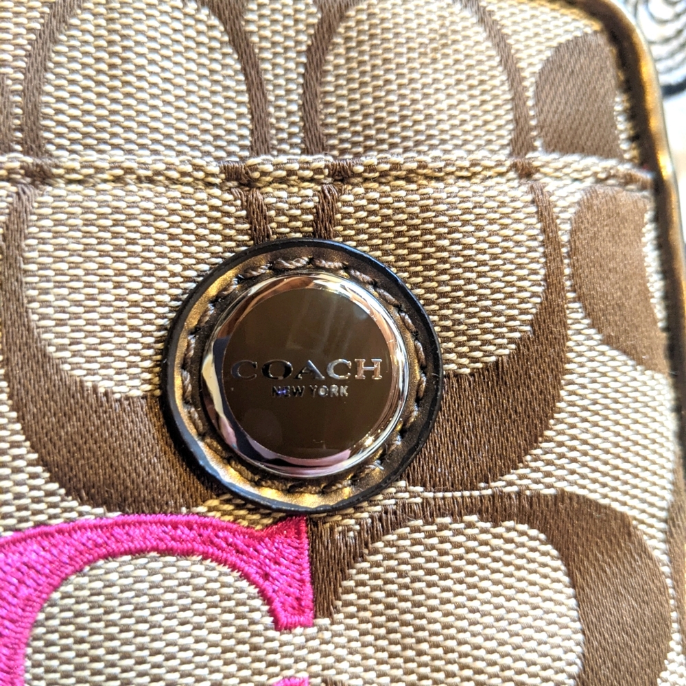 Coach Universal pouch cardholder BNWT - Picture 5 of 7